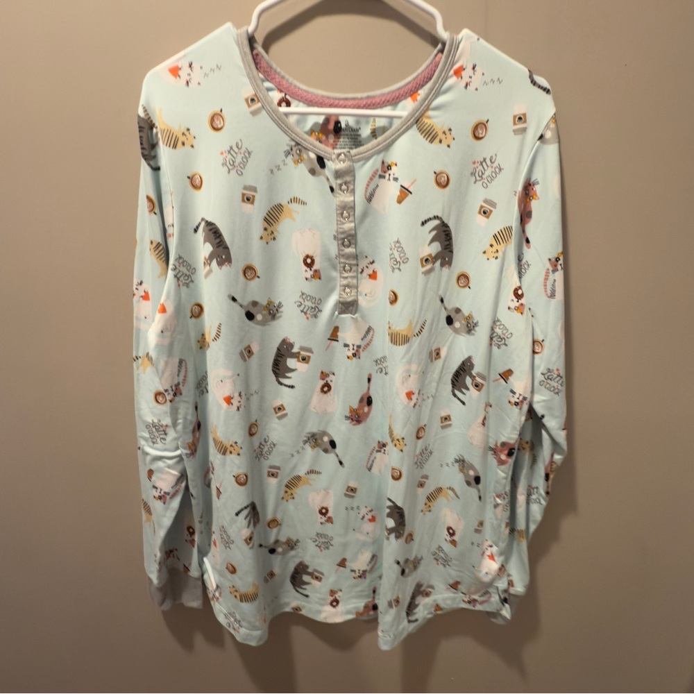 EUC- Cuddl Duds Pajama Set in Light Blue, with Cats.